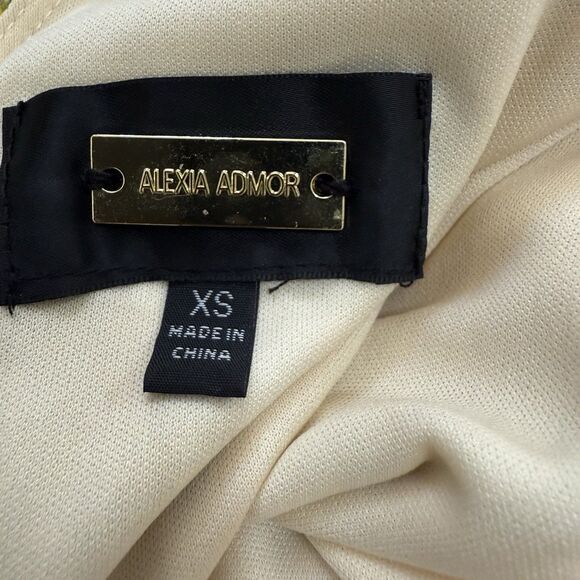 Alexia Admor Lane Boatneck Midi Dress Size XS Yellow Floral Side Slit - Picture 9 of 10